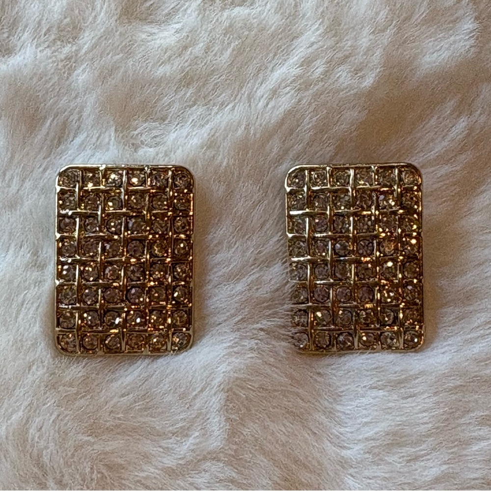 A New Day Gold Rhinestone Rectangle Stud Earrings NWT Nickel Free - Picture 3 of 6